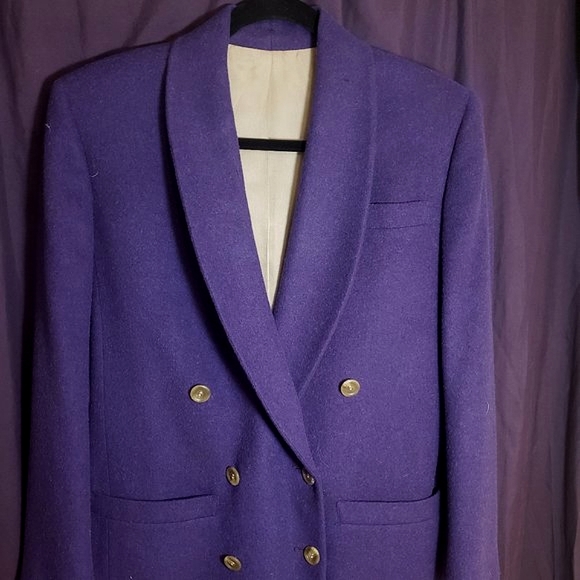 Elegant Stylish Vibrant Purple 100% Camel Hair Coat by Woolf Brothers - Picture 8 of 13